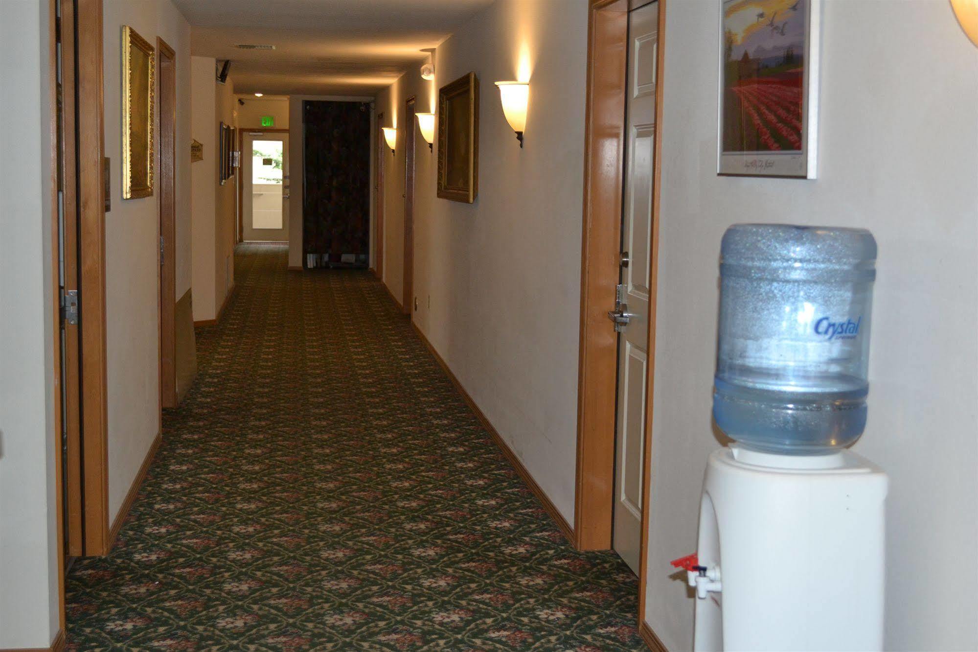 אנאקורטס Anaco Bay Inn מראה חיצוני תמונה